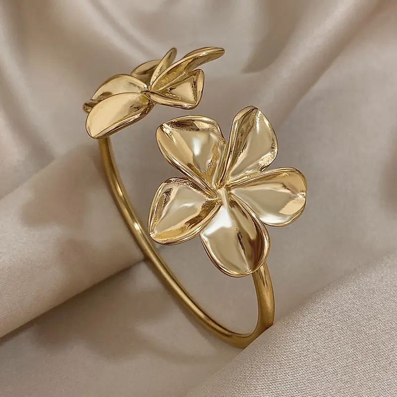 Gold Flower Bracelet