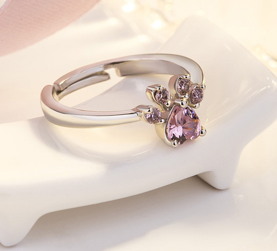 Rose Gold Paw Jewelry Set ÃƒÂ¢Ã¢â€šÂ¬Ã¢â‚¬Å“ 4 Pieces with Zirconia Heart (Ring, Necklace, Earrings, Bracelet)