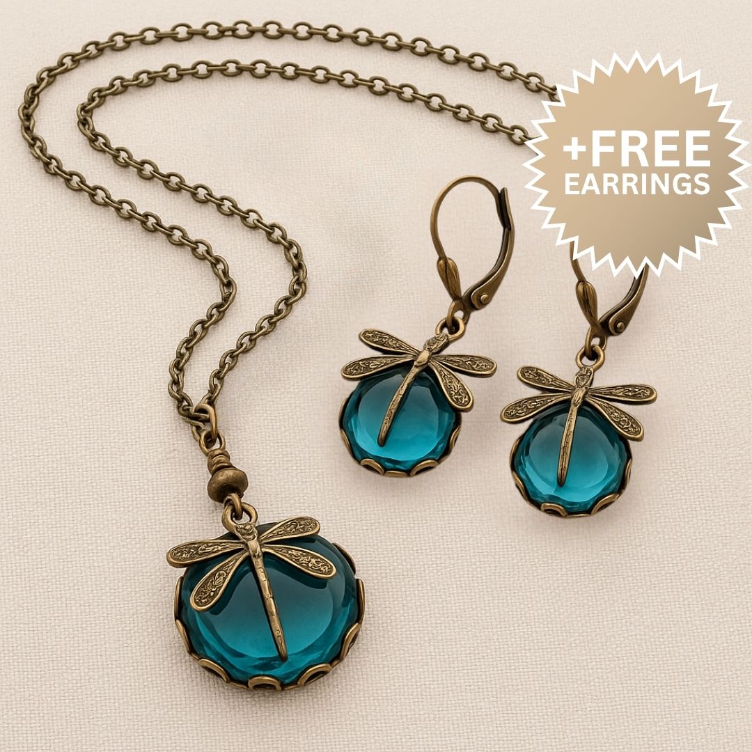 Beautiful Vintage Dragonfly Necklace with Bonus Earrings Ã¢â‚¬â€œ Limited Time Offer