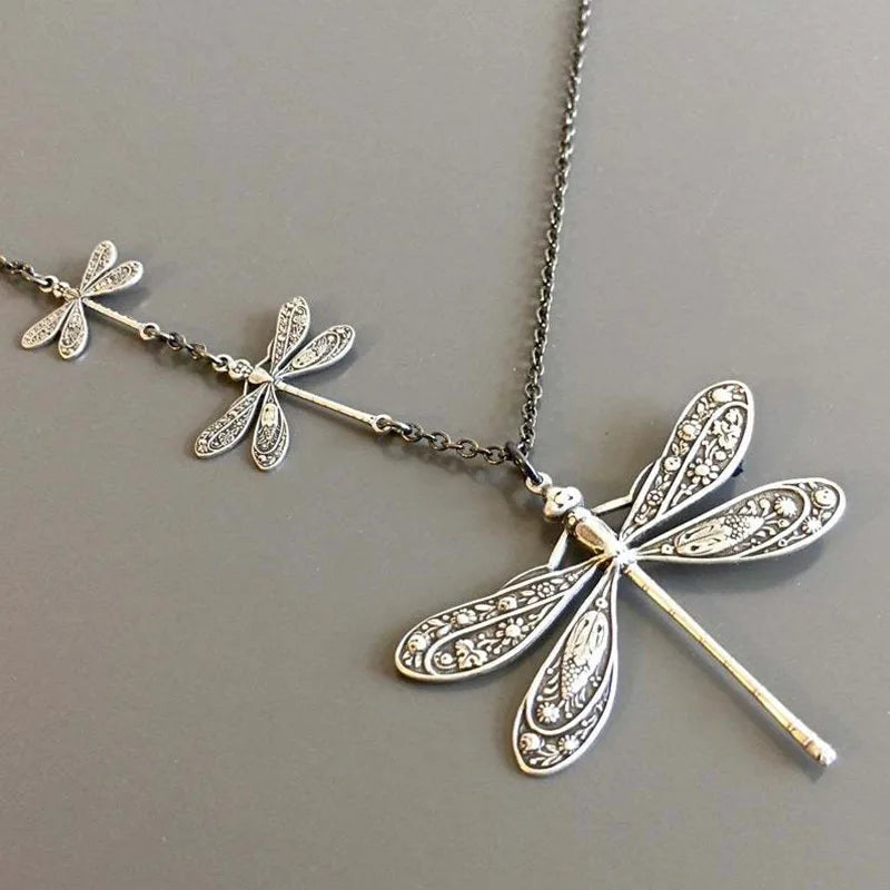 Vintage Dragonfly Necklace Ã¢â‚¬â€œ Symbol of Change, Light & Freedom