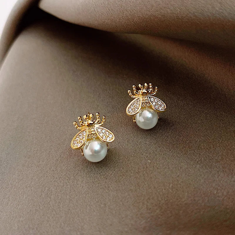 Honey Bee Pearl Stud Earrings ÃƒÂ¢Ã¢â€šÂ¬Ã¢â‚¬Å“ Elegant Gold-Tone Jewelry for Women