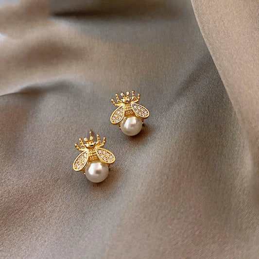 Honey Bee Pearl Stud Earrings ÃƒÂ¢Ã¢â€šÂ¬Ã¢â‚¬Å“ Elegant Gold-Tone Jewelry for Women