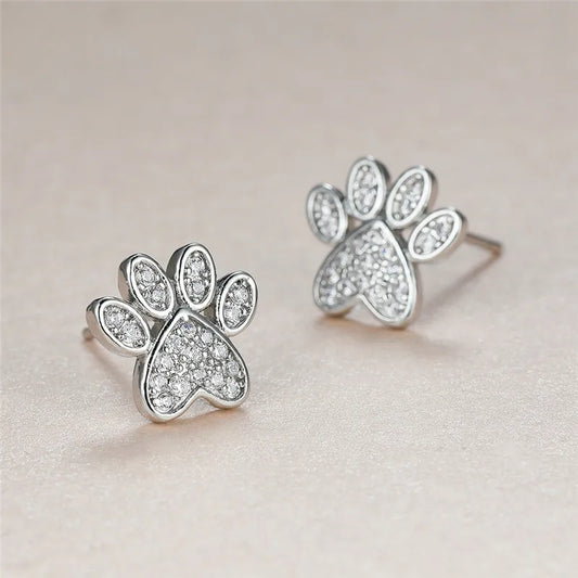 White Zirconia Paw Studs ÃƒÂ¢Ã¢â€šÂ¬Ã¢â‚¬Å“ Heart-Shaped Design