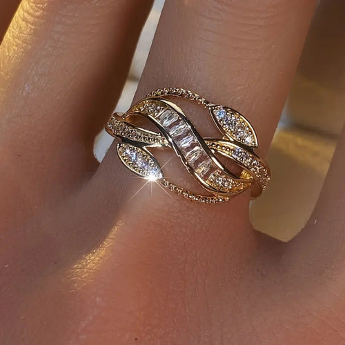 Irregular Wavy Zirconia Ring