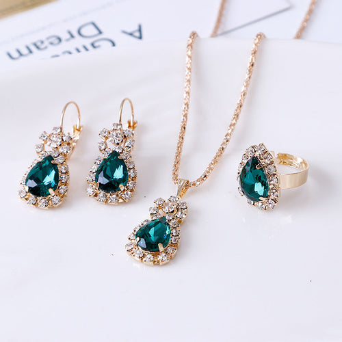 Marceline Jadehart Jewelry Set | Gold