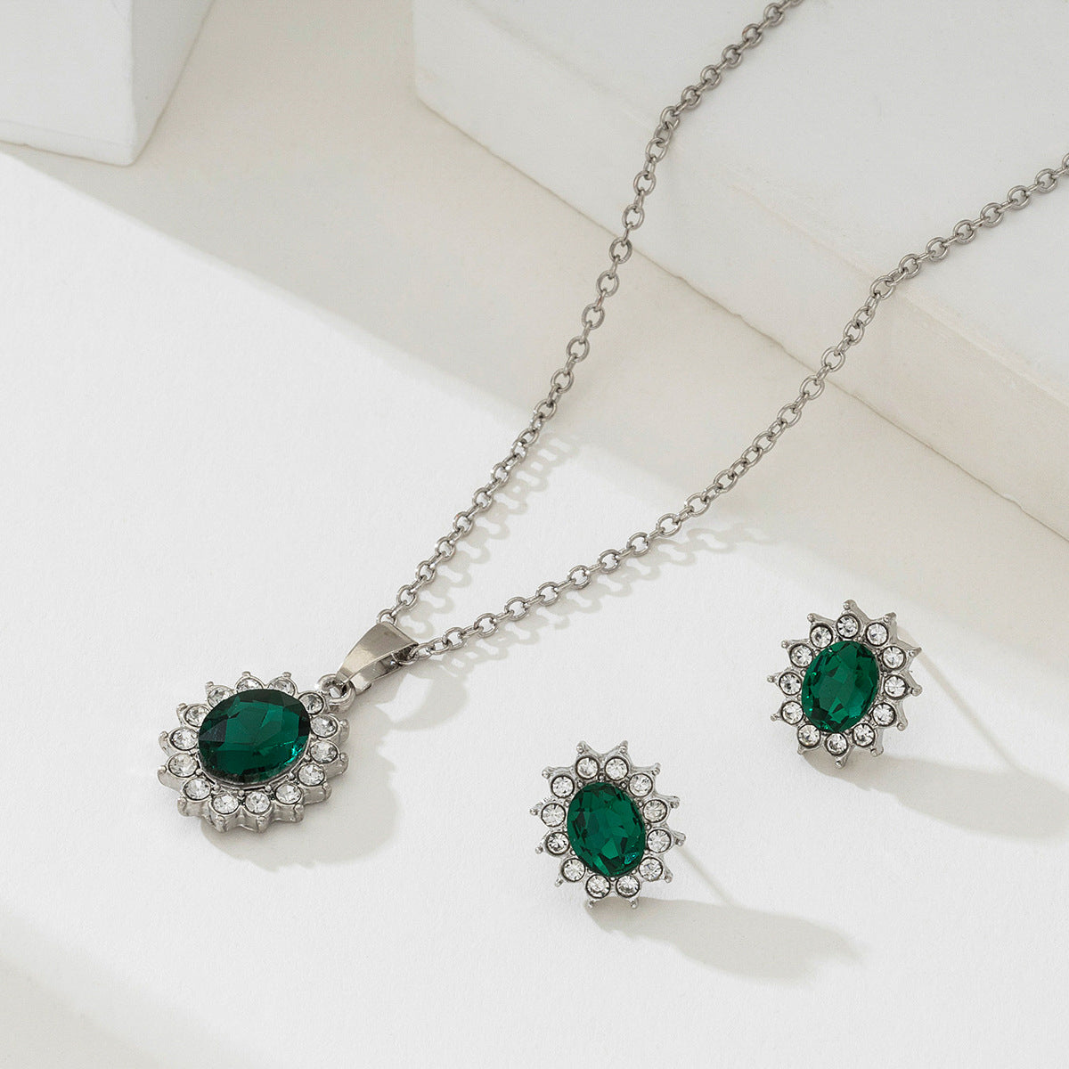 Katya Smeryn Jewelry Set | White Gold 16k