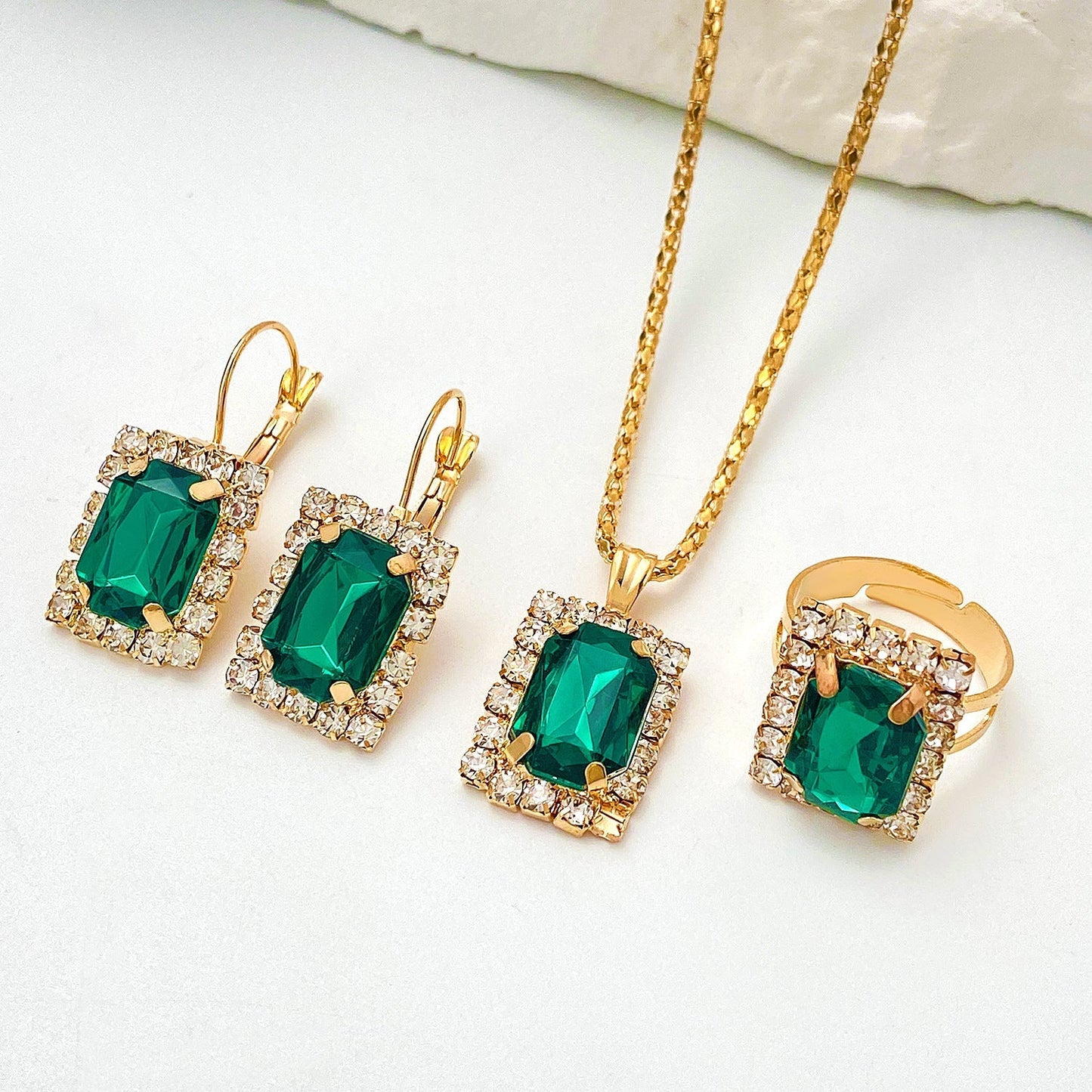Sylvara Greenveil Jewelry emerald | White Gold