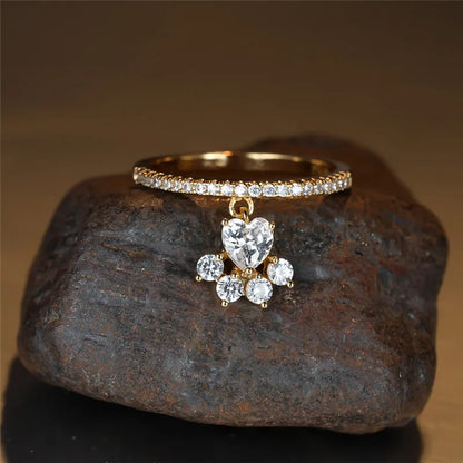 Vintage Cat Paw & Heart Stone Ring ÃƒÂ¢Ã¢â€šÂ¬Ã¢â‚¬Å“ Gold & Silver Tone
