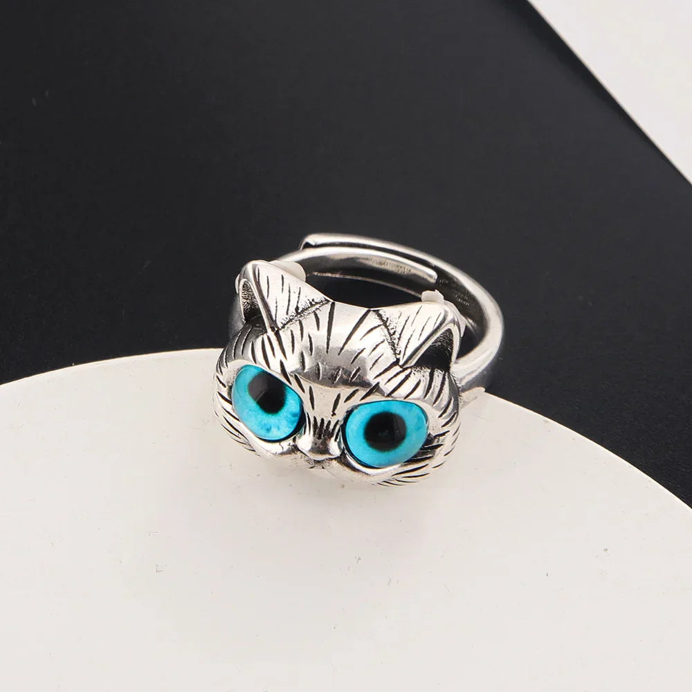 Blue-Eyed Cat Ring Ã¢â‚¬â€œ Playful Vintage Silver Animal Ring for Cat Lovers