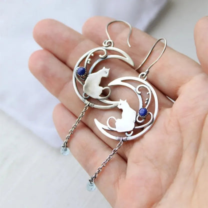 Moonlight Cat Earrings Ã¢â‚¬â€œ Vintage Crescent Design with Lapis Lazuli Gemstone