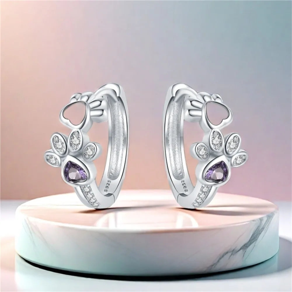 Paw Huggie Earrings in 925 Sterling Silver Ã¢â‚¬â€œ With Zirconia and Heart Gem