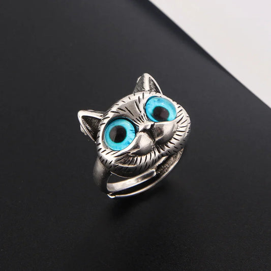 Blue-Eyed Cat Ring Ã¢â‚¬â€œ Playful Vintage Silver Animal Ring for Cat Lovers