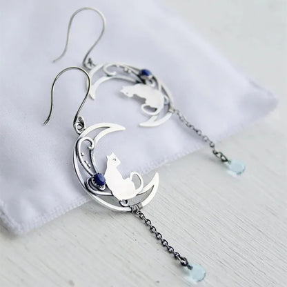 Moonlight Cat Earrings Ã¢â‚¬â€œ Vintage Crescent Design with Lapis Lazuli Gemstone