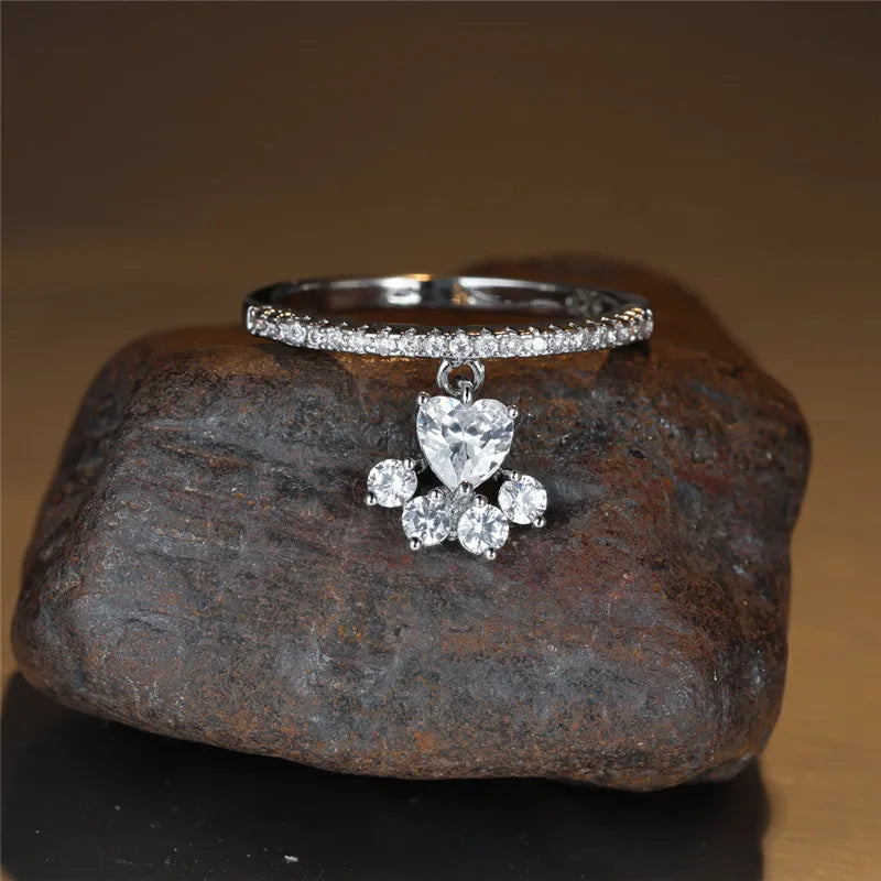 Vintage Cat Paw & Heart Stone Ring ÃƒÂ¢Ã¢â€šÂ¬Ã¢â‚¬Å“ Gold & Silver Tone