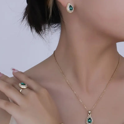 NoÃƒÆ’Ã‚Â©mie Glastra Jewelry Set