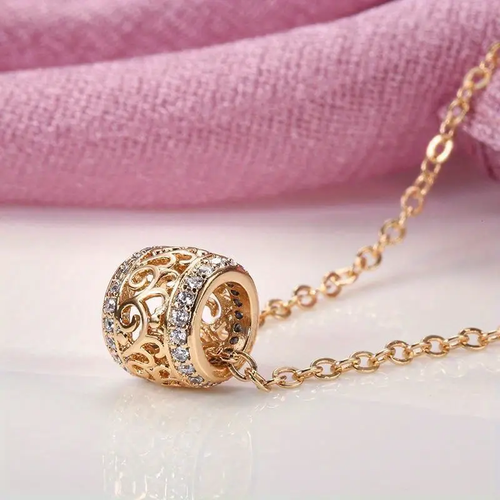 Elegant Bright Golden Necklace